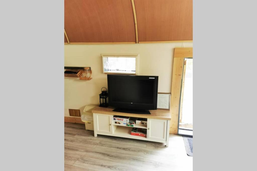 Lazy Lodge Glamping Pod With Hot Tub Laois Esterno foto